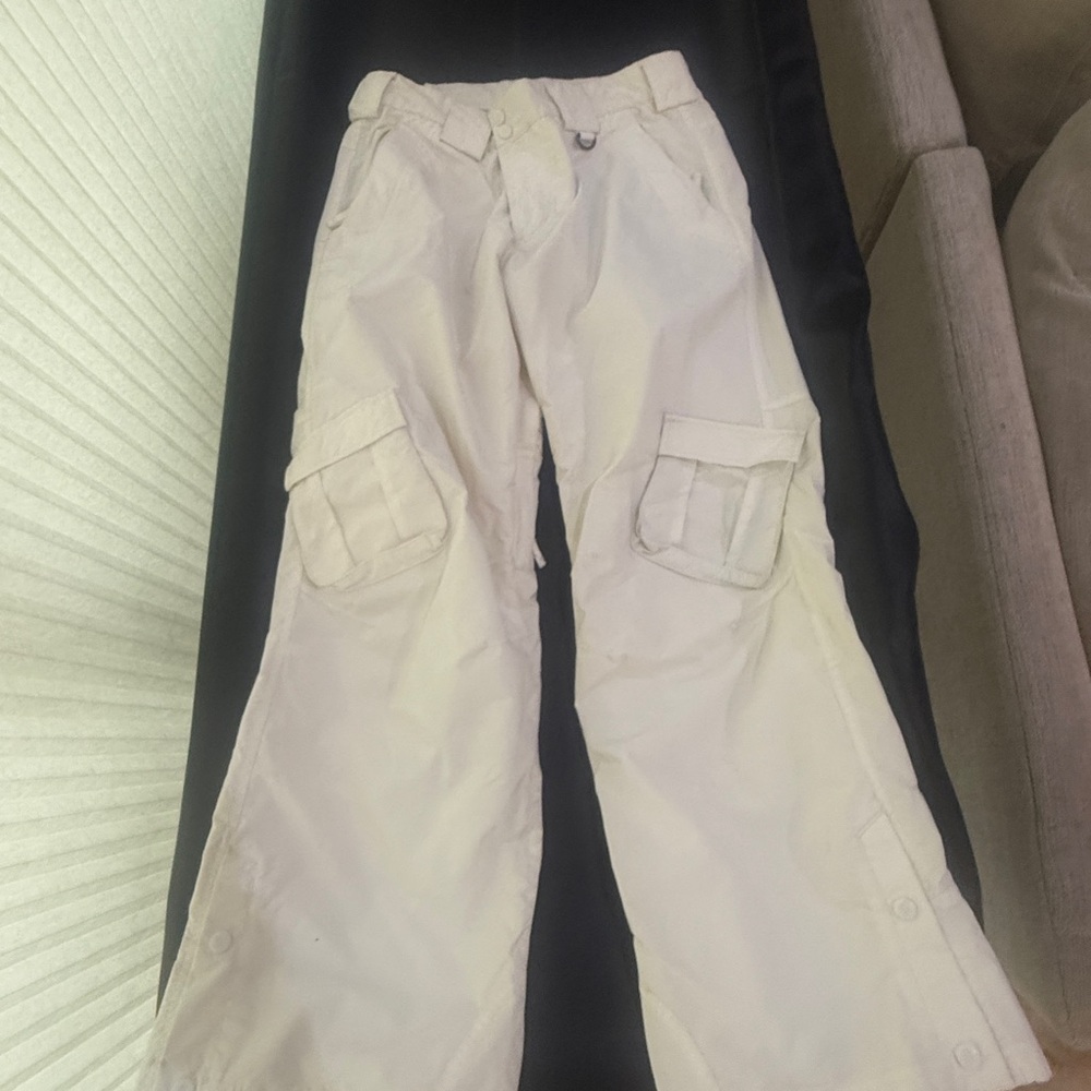 Women’s white ski Pants